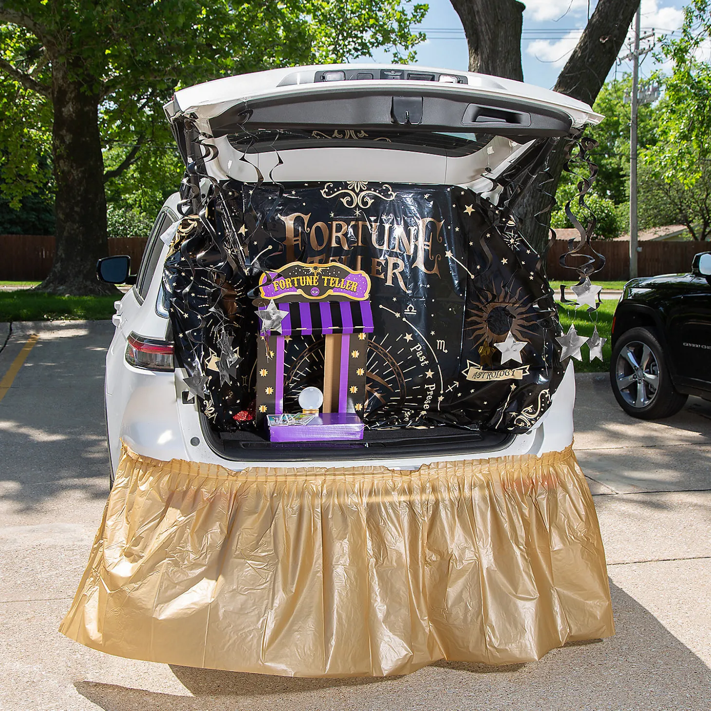 Fortune Teller Trunk Or Treat Kit - 15 Pc.